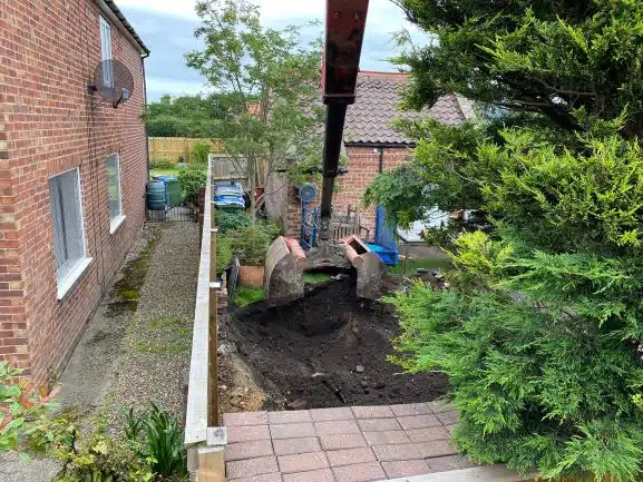 Muckaway and grab hire Services